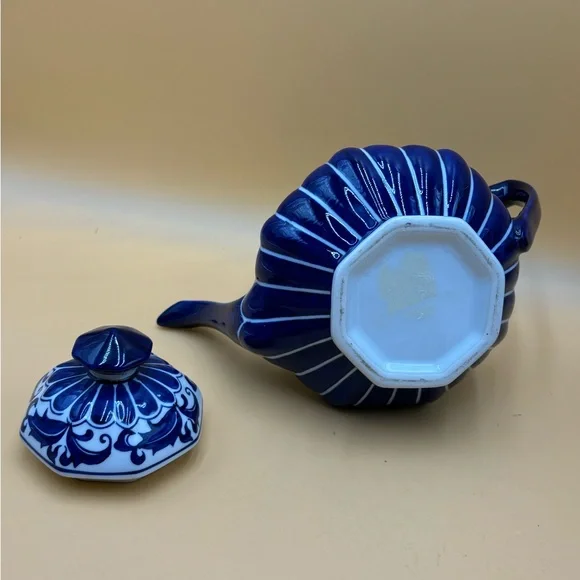 Antique Flow Blue octagonal teapot cobalt blue and white porcelain